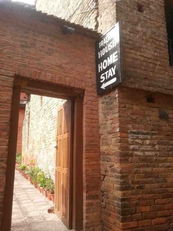 Pradhan House - Home Stay With Garden Bhatgoan Exterior foto