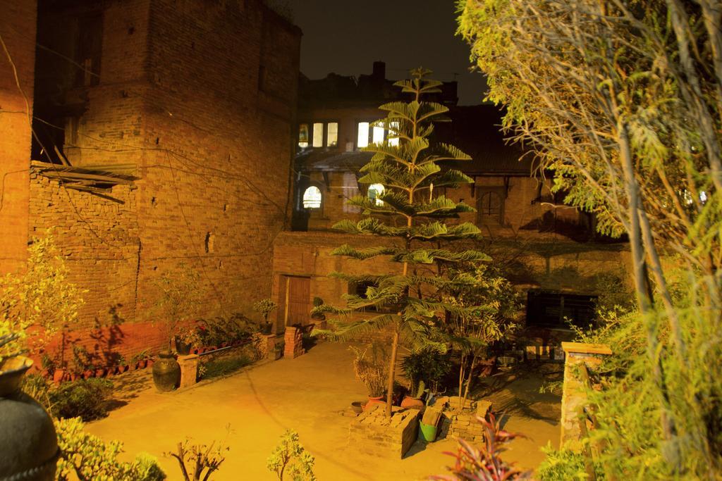 Pradhan House - Home Stay With Garden Bhatgoan Exterior foto