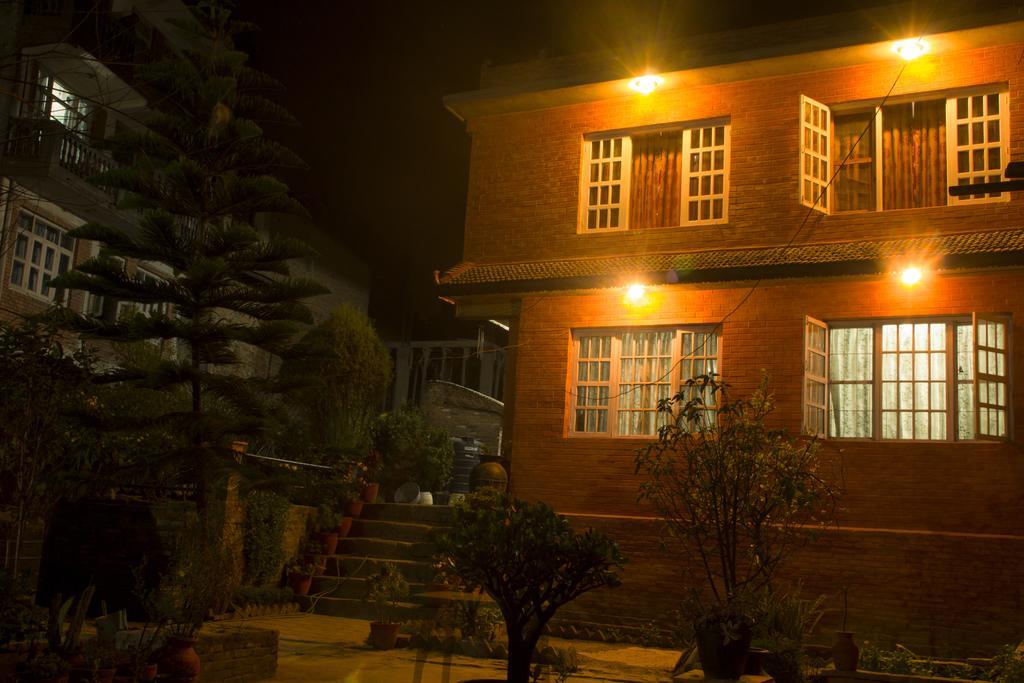 Pradhan House - Home Stay With Garden Bhatgoan Exterior foto